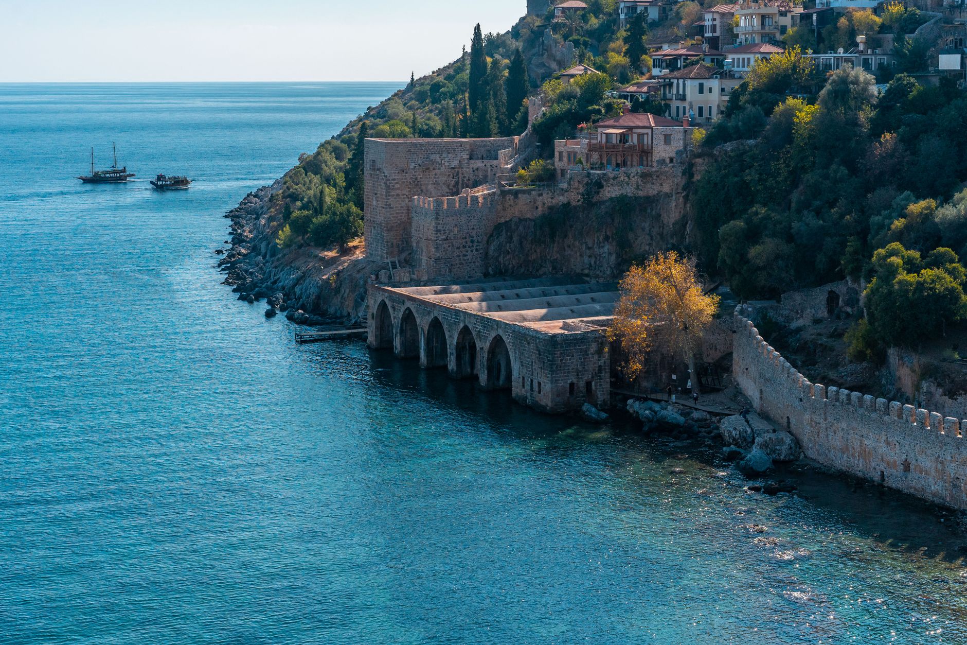 Where Do I Meet My Driver at Antalya Airport for a Transfer to Alanya?