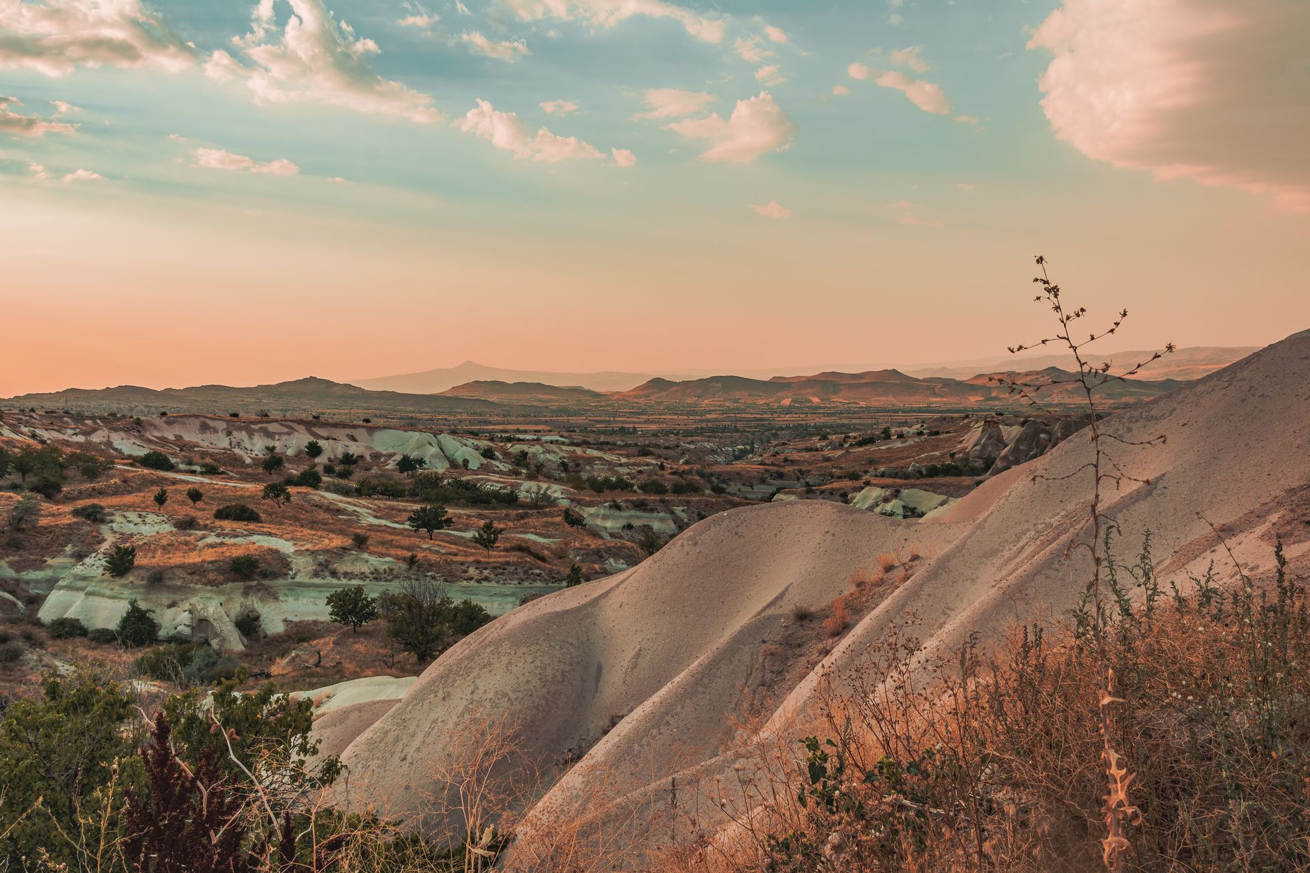 Should You Pre-Book a Transfer from Antalya Airport to Kundu?